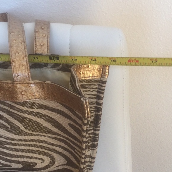 NWOT Modella Tote and Cosmetic Bags Brown/ Gold - Picture 6 of 16